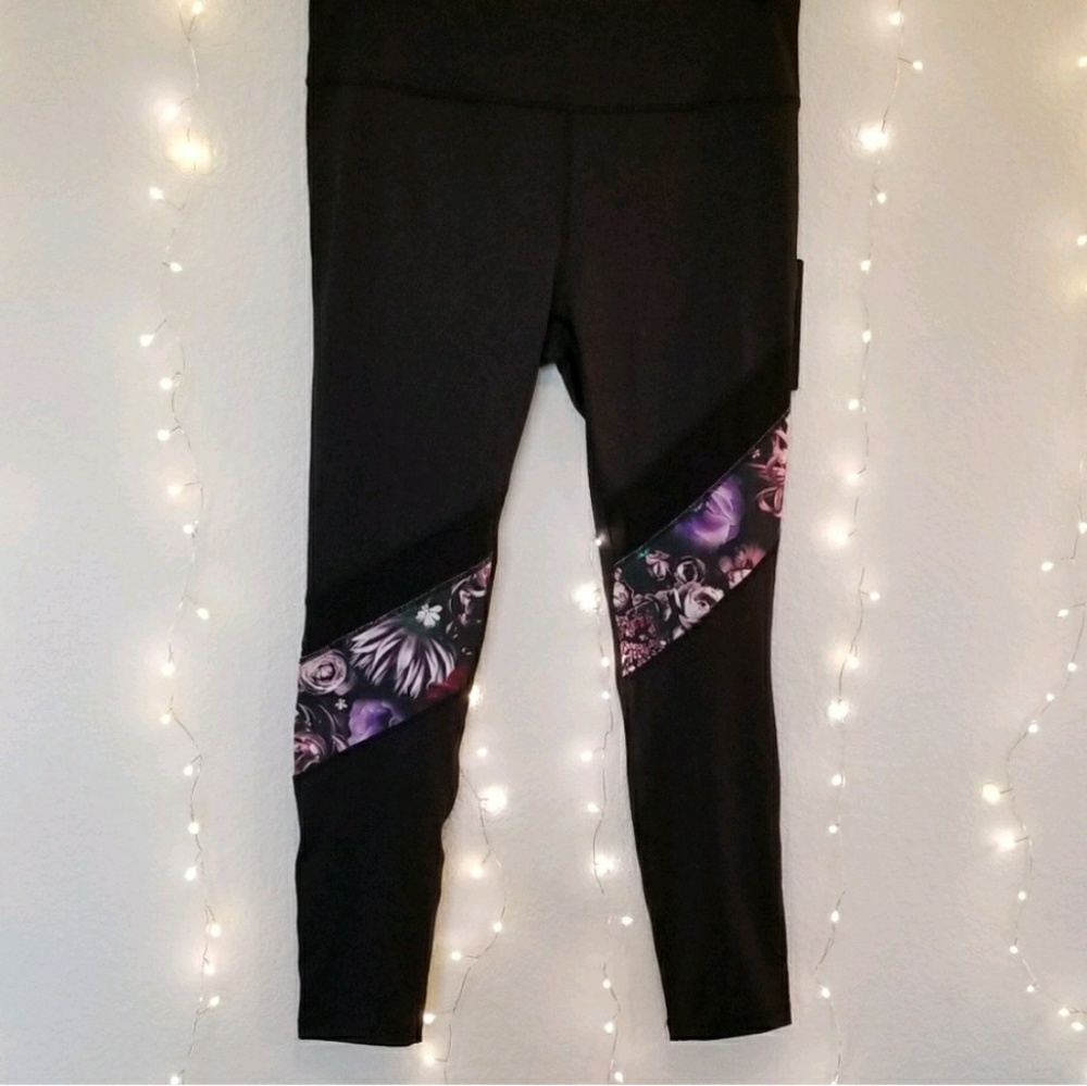 Bebe | Sport Floral and Mesh Leggings Size XL - Picture 5 of 5